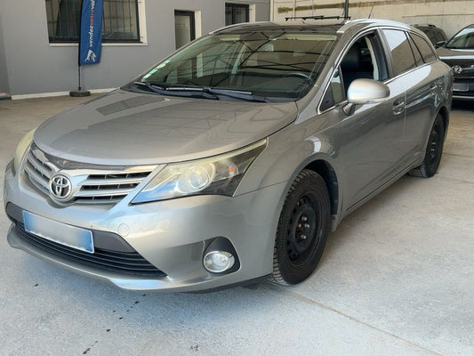 Toyota Avensis 1.8 Executive 2014 – снимка 1