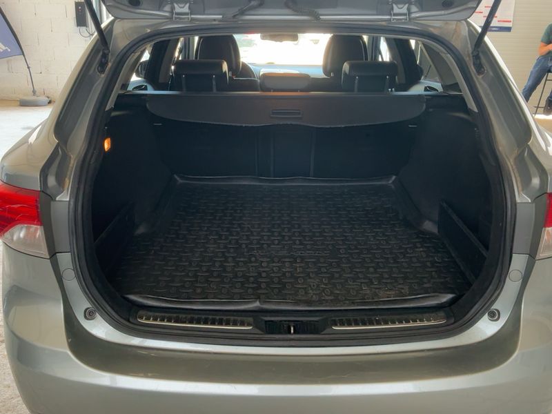 Toyota Avensis 1.8 Executive 2014 – снимка 15