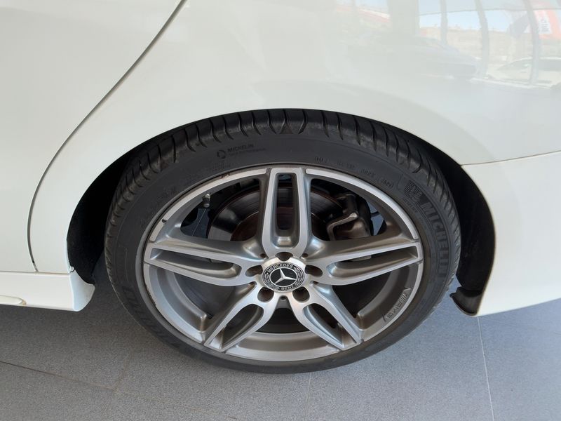 Mercedes-Benz CLA-Klasse CLA 200 d AMG Line 2017 – снимка 5