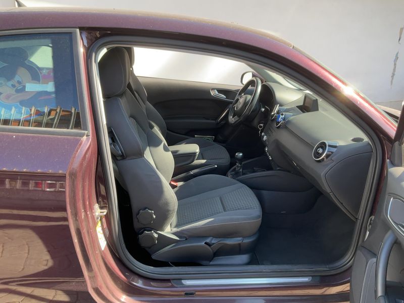 Audi A1 1.4 TFSI Ambition 2011 – снимка 16
