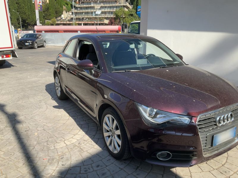 Audi A1 1.4 TFSI Ambition 2011 – снимка 12
