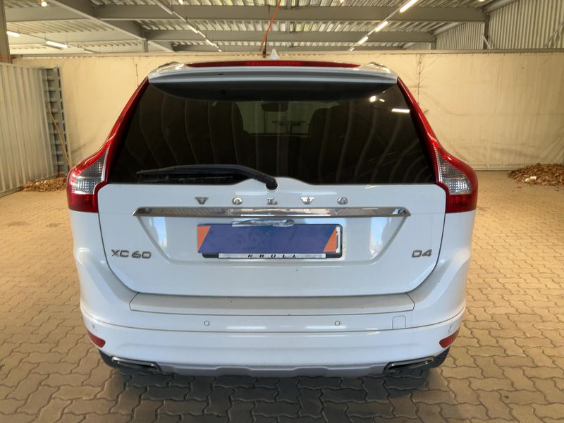 Volvo XC60 2.0 D4 Summum 2WD 2016 – снимка 7