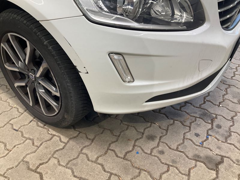 Volvo XC60 2.0 D4 Summum 2WD 2016 – снимка 37