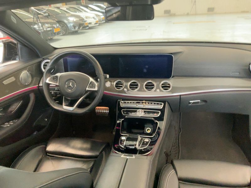 Mercedes-Benz E-Klasse E 200 AMG Line 2017 – снимка 17