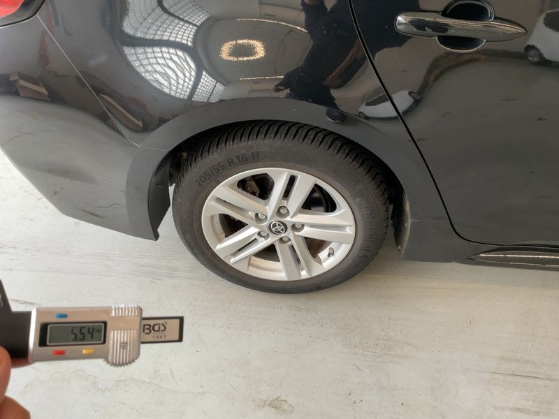 Toyota Corolla 1.8 Hybrid Comfort 2022 – снимка 9
