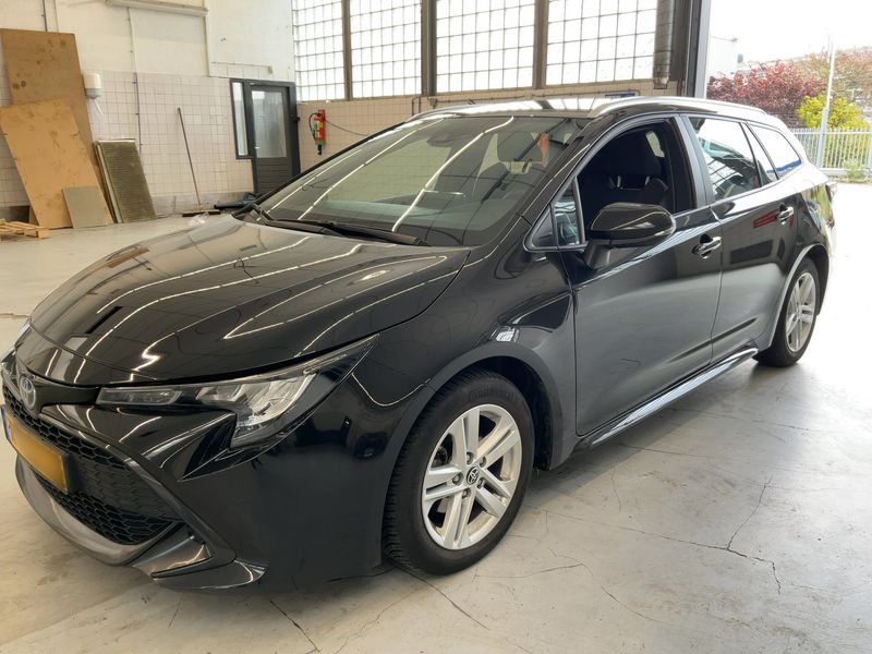 Toyota Corolla 1.8 Hybrid Comfort 2022 – снимка 2