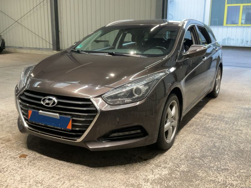 Hyundai i40 1.7 CRDi Style Blue 2017 – снимка 1
