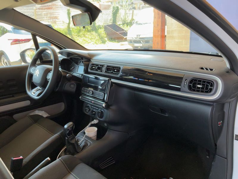 Citroen C3 1.5 Blue-HDi Société Feel 2019 – снимка 17