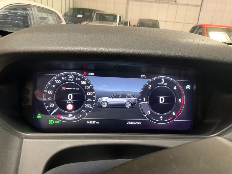 Land Rover Range Rover Velar 3.0 V6 Diesel HSE R-Dynamic 2017 – снимка 18