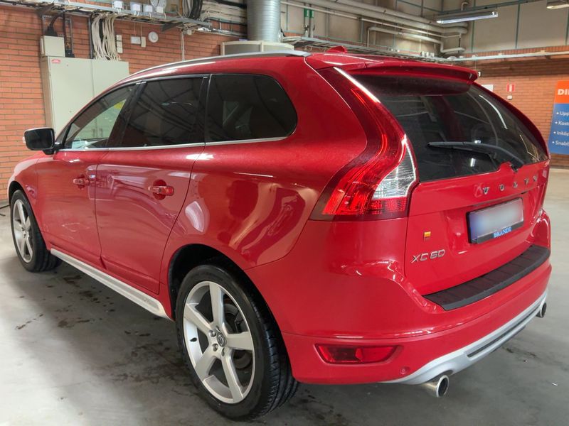 Volvo XC60 2.4 D5 R-Design AWD 2011 – снимка 6