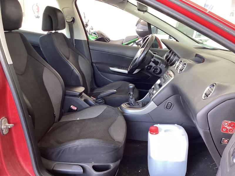 Peugeot 308 1.6 HDi Sport 2008 – снимка 3