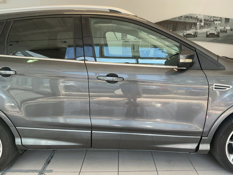 Ford Kuga 1.5 EcoBoost Individual 2015 – снимка 10