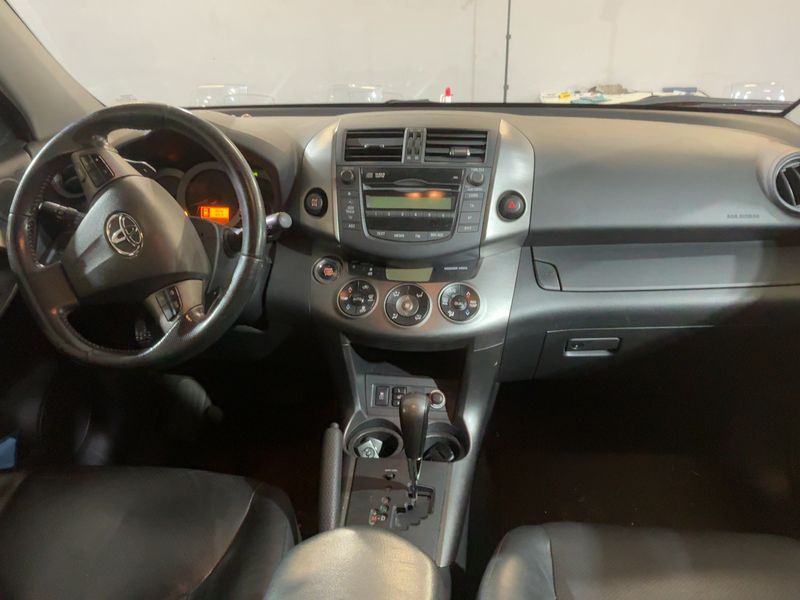 Toyota RAV 4 2.0 Lounge 2010 – снимка 17