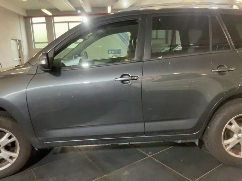 Toyota RAV 4 2.0 Lounge 2010 – снимка 4