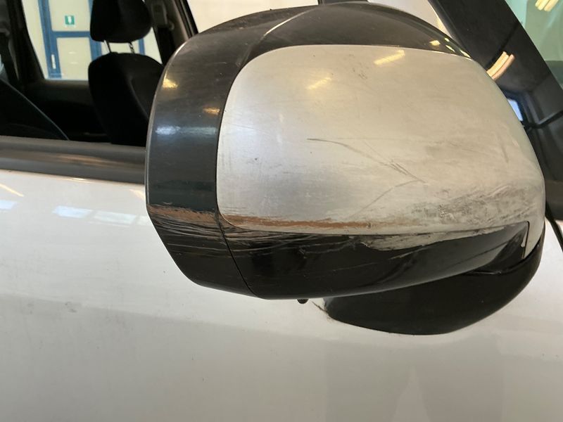 Citroen C3 Picasso 1.6 HDi Exclusive 2014 – снимка 24