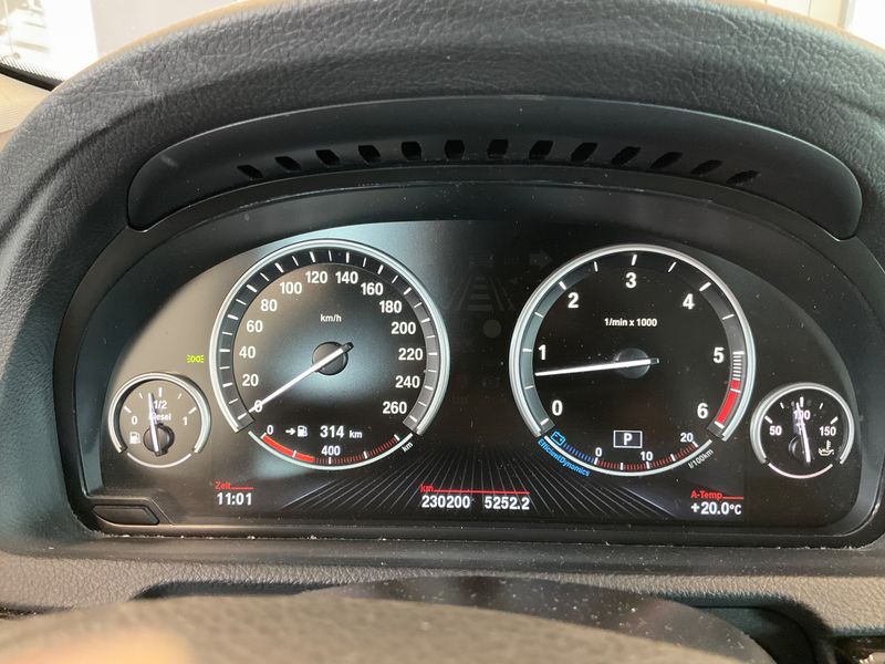 BMW 5er 530d GT xDrive 2013 – снимка 13