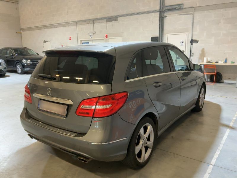 Mercedes-Benz B-Klasse B 180 2012 – снимка 8