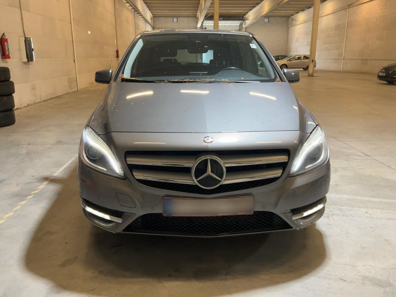 Mercedes-Benz B-Klasse B 180 2012 – снимка 14