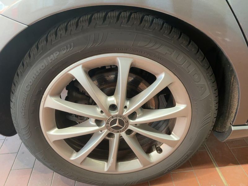 Mercedes-Benz A-Klasse A 220 4Matic Progressive 2019 – снимка 9