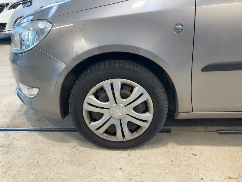 Skoda Roomster 1.6 TDI Active+ 2014 – снимка 3