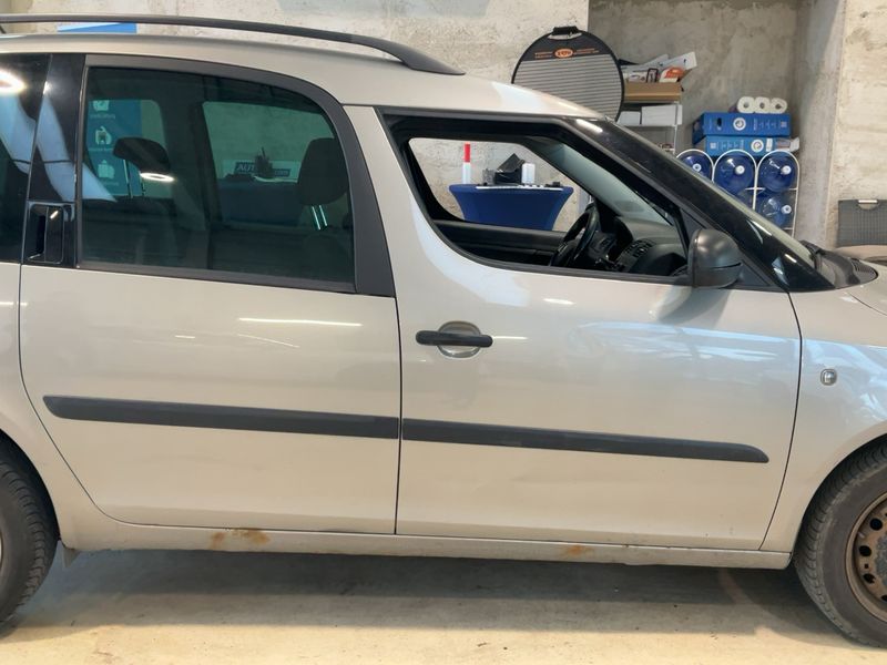 Skoda Roomster 1.6 TDI Active+ 2014 – снимка 10