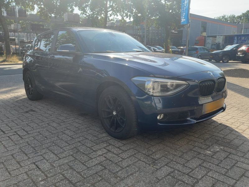 BMW 1er 118i 2014 – снимка 12