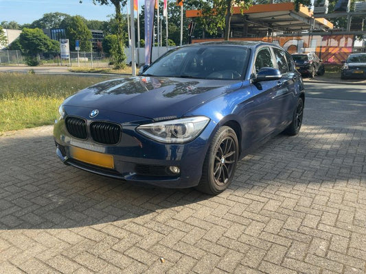 BMW 1er 118i 2014 – снимка 1