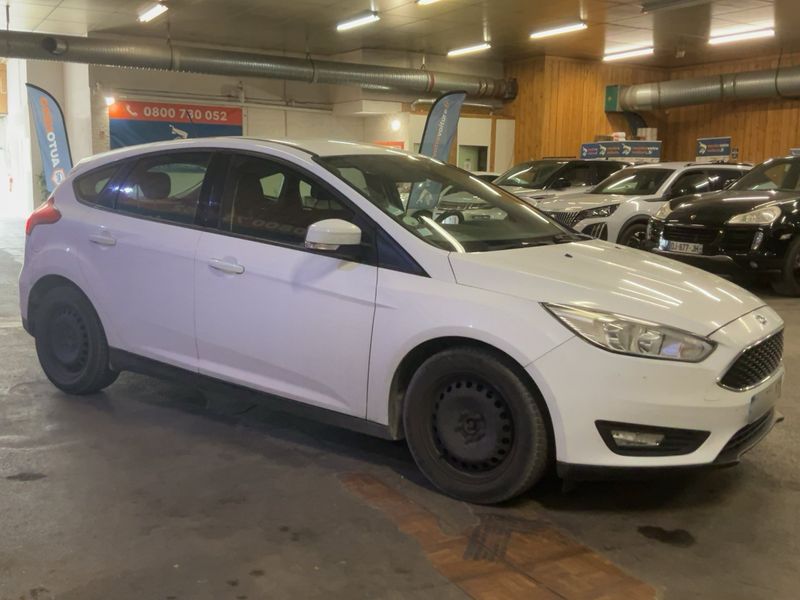 Ford Focus 1.5 TDCi Trend 2017 – снимка 12