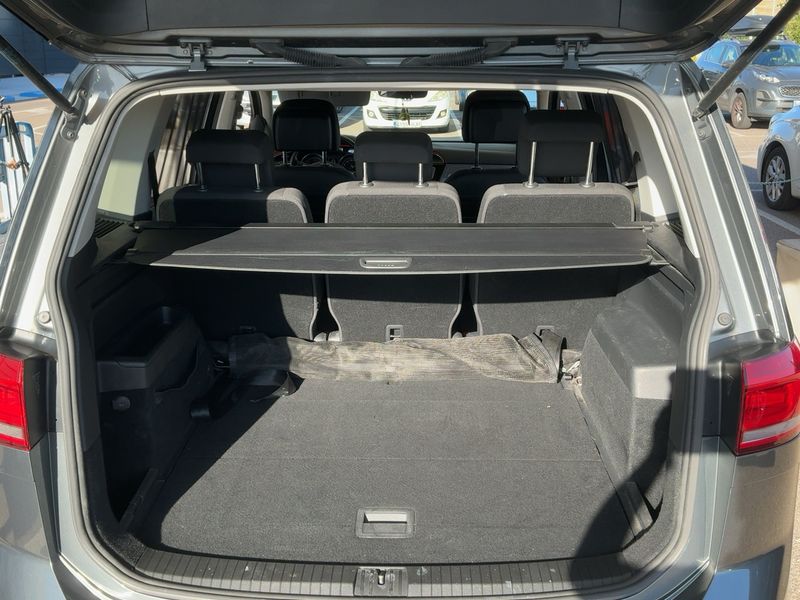 Volkswagen Touran 1.6 TDI Advance BlueMotion Tech 2017 – снимка 15