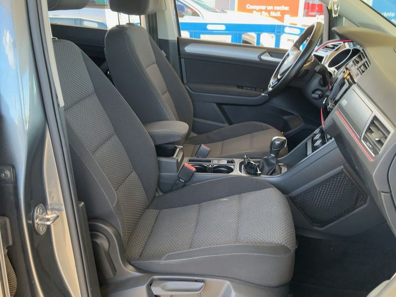 Volkswagen Touran 1.6 TDI Advance BlueMotion Tech 2017 – снимка 16