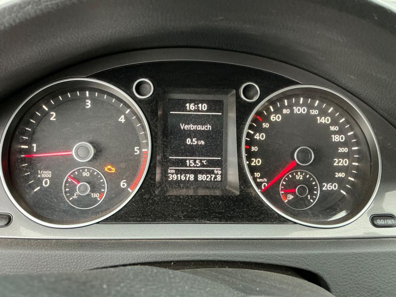Volkswagen Passat 2.0 TDI Trendline 2010 – снимка 4