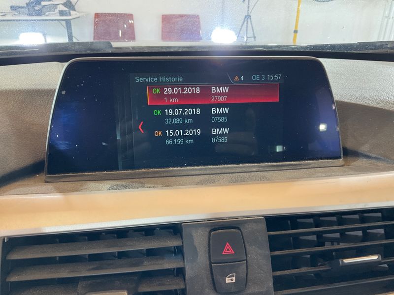 BMW 3er 320d xDrive 2018 – снимка 22