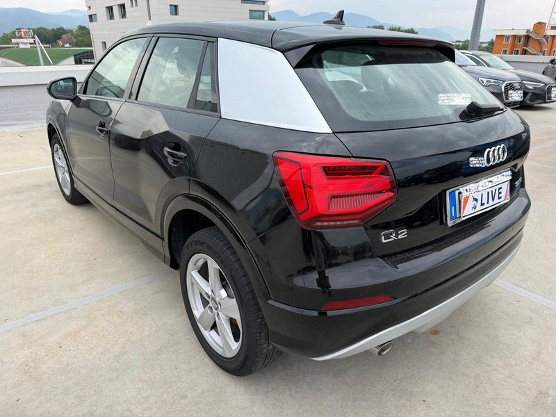 Audi Q2 1.6 TDI Admired 2019 – снимка 3