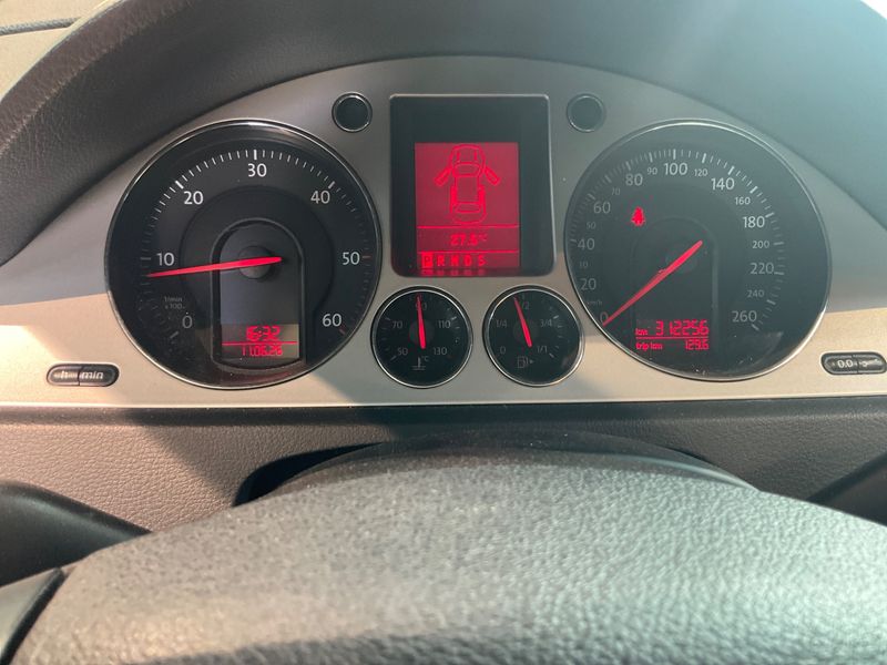 Volkswagen Passat 2.0 TDI Sportline 2008 – снимка 4