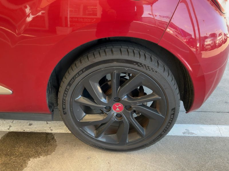 DS Automobiles DS3 1.2 PureTech Performance Line 2018 – снимка 5