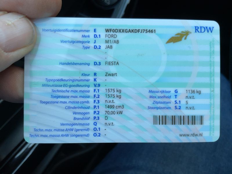 Ford Fiesta 1.5 TDCi Titanium 2015 – снимка 20