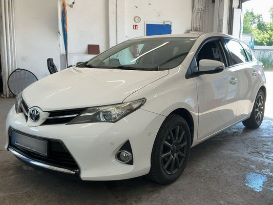 Toyota Auris 1.6 START Edition 2013 – снимка 1