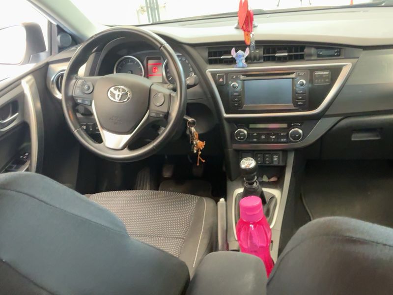 Toyota Auris 1.6 START Edition 2013 – снимка 18