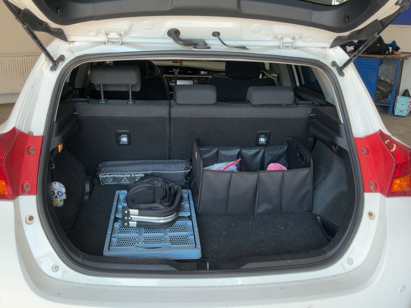 Toyota Auris 1.6 START Edition 2013 – снимка 16