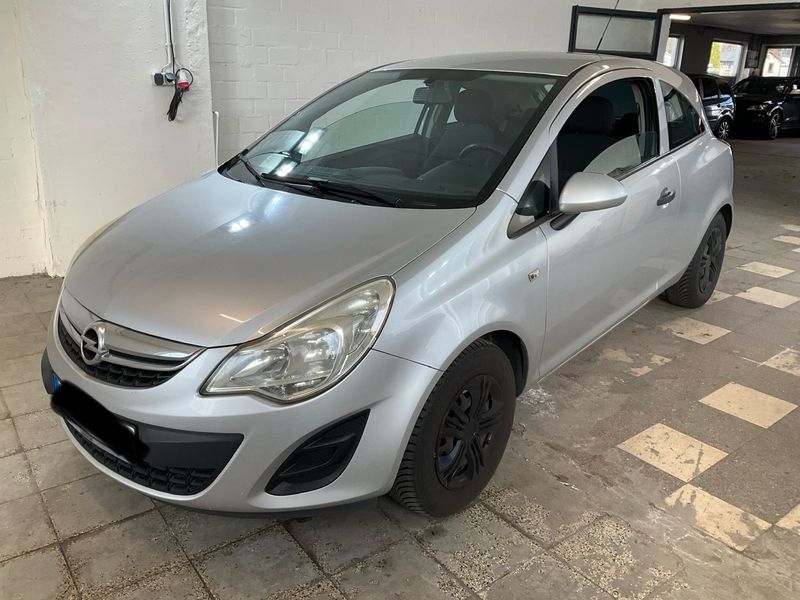 Opel Corsa 1.2 Selection 2012 – снимка 1