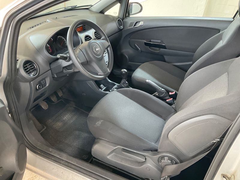 Opel Corsa 1.2 Selection 2012 – снимка 3
