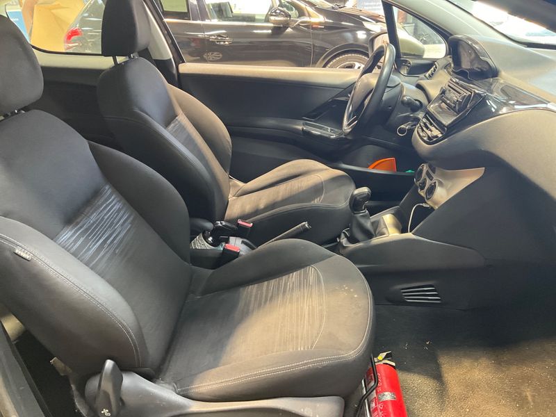 Peugeot 208 1.2 VTi Access 2012 – снимка 3