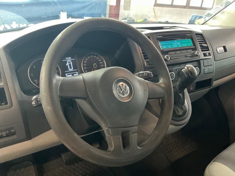 Volkswagen T5 Transporter 2.0 TDI Kasten 4Motion 2014 – снимка 33