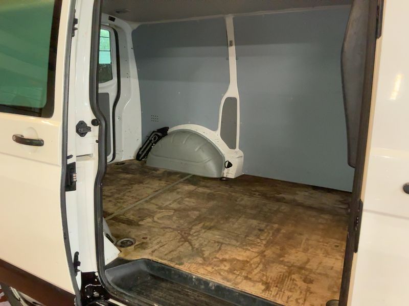 Volkswagen T5 Transporter 2.0 TDI Kasten 4Motion 2014 – снимка 20