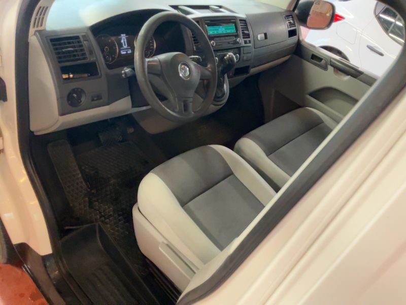 Volkswagen T5 Transporter 2.0 TDI Kasten 4Motion 2014 – снимка 18