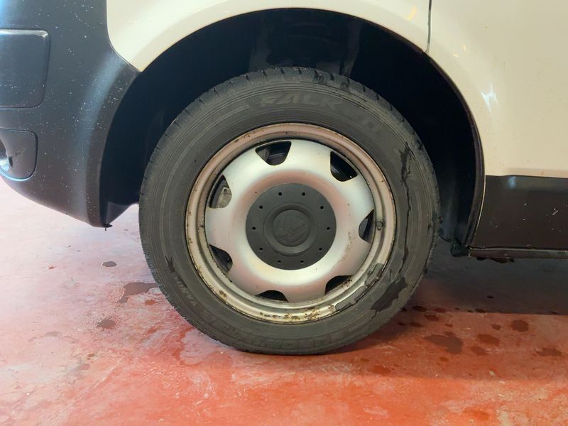Volkswagen T5 Transporter 2.0 TDI Kasten 4Motion 2014 – снимка 3