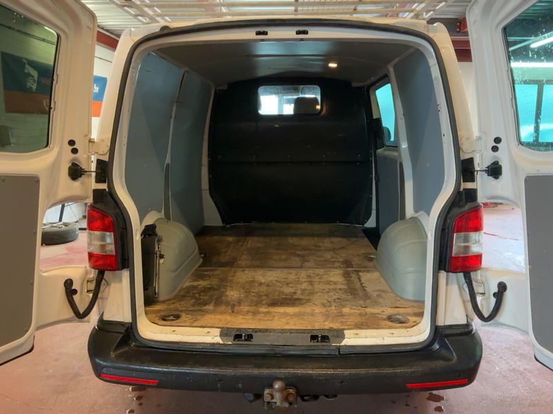 Volkswagen T5 Transporter 2.0 TDI Kasten 4Motion 2014 – снимка 16