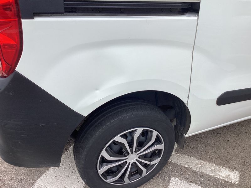 Fiat Doblo 1.6 JTDM SX Kasten 2022 – снимка 22