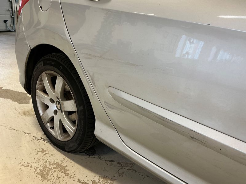 Peugeot 308 1.6 e-HDi Style 2013 – снимка 21