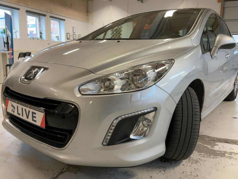 Peugeot 308 1.6 e-HDi Style 2013 – снимка 1